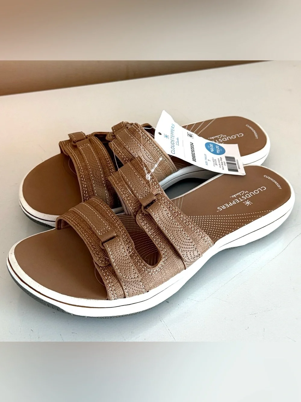 CLARKS CLOUDSTEPPERS BREEZE PIPER SLIDE SANDALS WOMEN'S SIZE 7 WARM BEIGE NWT